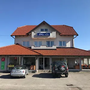 Sobe Sky Gostinjska kuća Fuzine